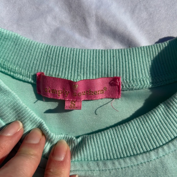 Simply Southern Mint Green Crewneck with Pink Label - Picture 4 of 7